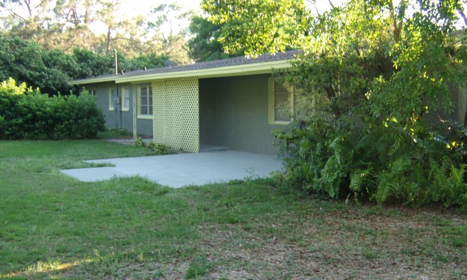 Florida Central Atlantic Coast House | Peaceful Private Pet Friendly and near everything