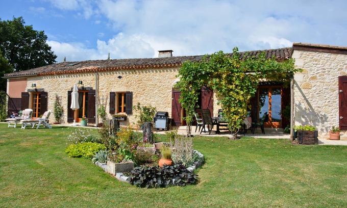 Saint-Avit-de-Soulege Other | Peaceful stone house with far reaching views near Sainte-Foy-La-Grande