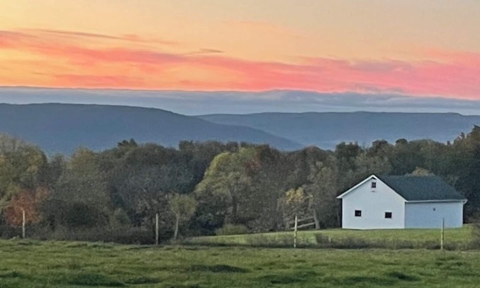 Bristol Hills House | Peaceful Sanctuary Canandaigua 77 Acre Finger lakes Gem