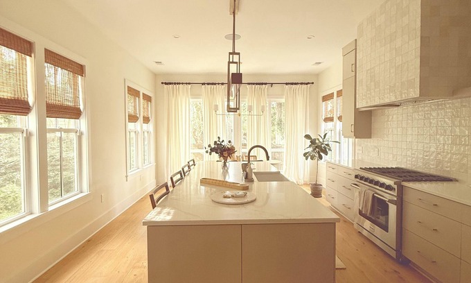 Westside House | Peaceful stay in Zen Luxe Charleston Home