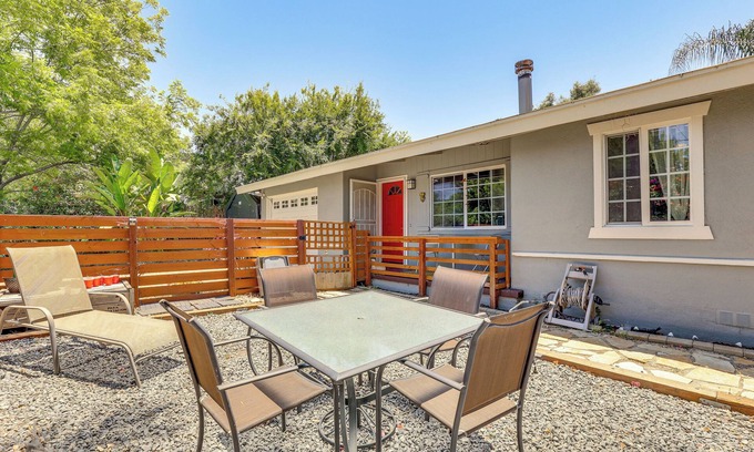 Vista House | Peaceful Vista House w/Gas Grill: 1 Mi to Dtwn!