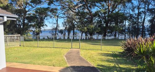 Sanctuary Point House | Peaceful Waterfront, wheelchair accessible - Stunning Location for Family Holiday