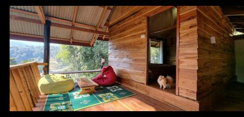 Doi Lo Bed & Breakfast | PeaMoo Homestay
