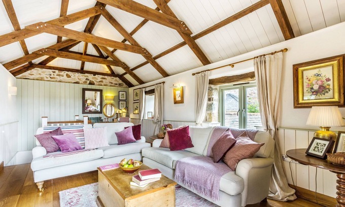 Cubert Cottage | Pear Tree Cottage - a cottage that sleeps 4 guests in 2 bedrooms