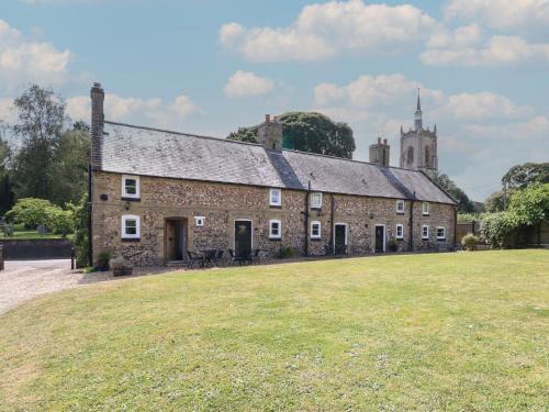 Swaffham House | Pear Tree Cottage