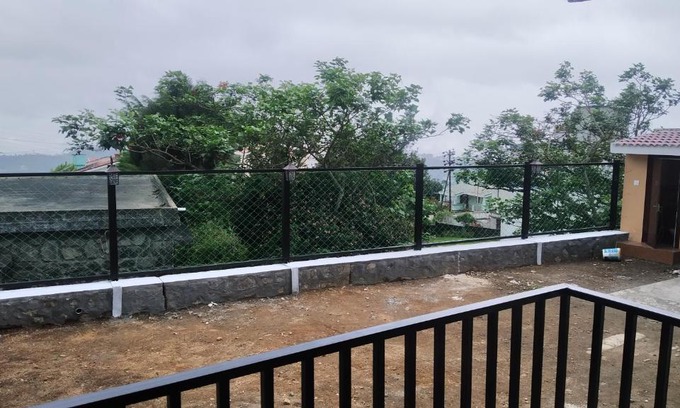 Kodaikanal House | PEARS GARDEN KING SUITE