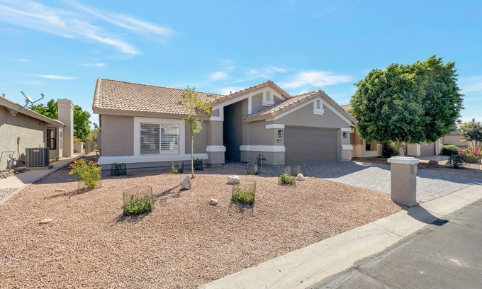 Pebblecreek House | Pebblecreek 55+ Resort community. Virtually brand-new home with pool!