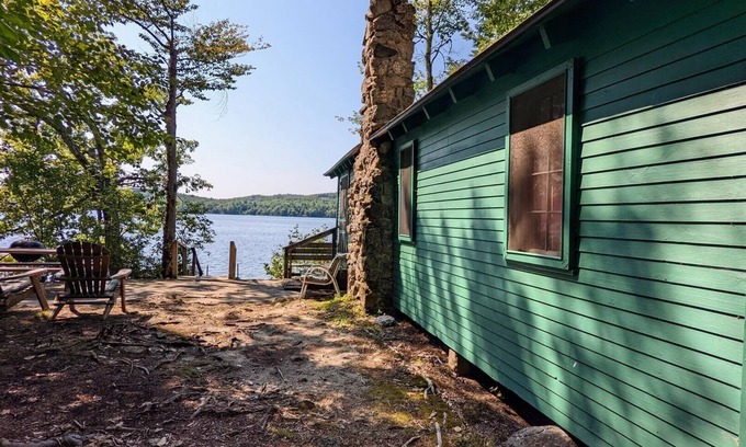 Laconia Cabin | Pebbles Cottage on Lake Winnisquam