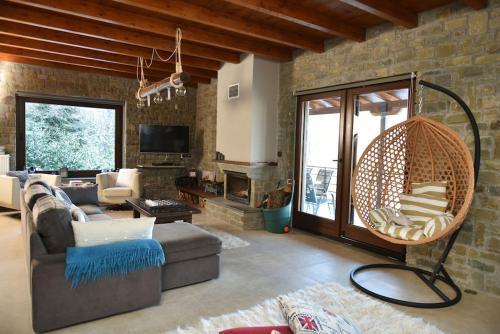 Mouzaki Villa | Pefkofyto Mountain Retreat