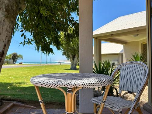 Kalbarri Villa | Pelican Shore Villa 19 - Kalbarri WA