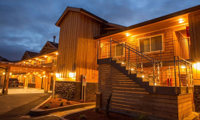 Lincoln City Hotel | Pelican Shores Inn