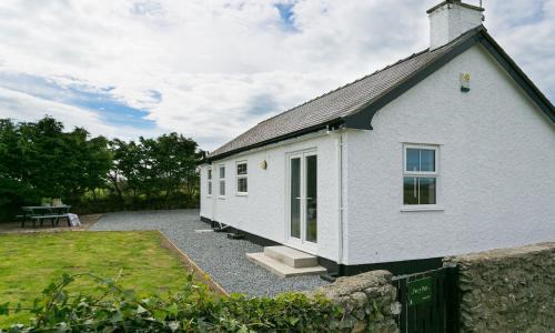 Llanfaelog House | Pen Y Parc Rhosneigr