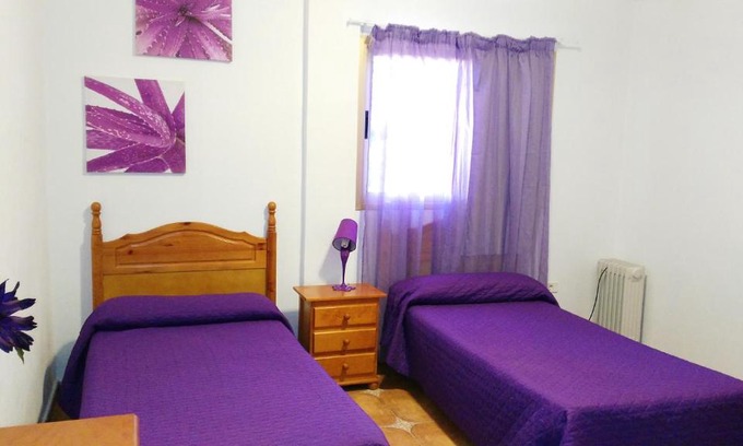 Las Hayas House | Pensión Amparo Las Hayas