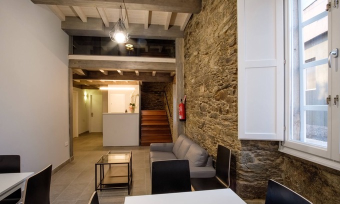 Arzua House | Pensión Domus Gallery