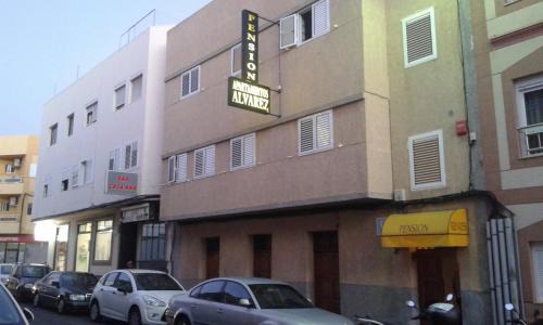 El Tablero House | Pension Alvarez
