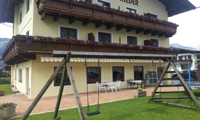 Kaprun House | Pension Rieder