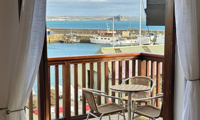 Chysauster Apartment | Penthouse 3 Harbourside Apartment with Sea Views