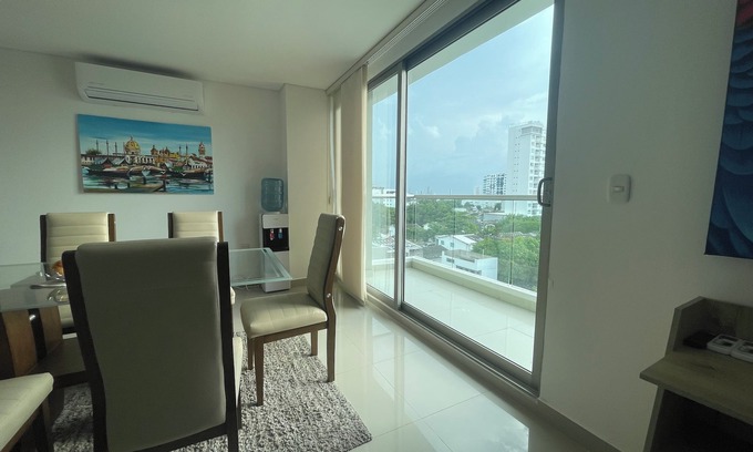 Crespo Apartment | Penthouse airport 3beds+2bath