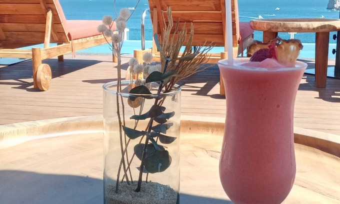 Centro Apartment | Penthouse, Beach, Sun & Fun. Family sized at "The Heart of Cabo"