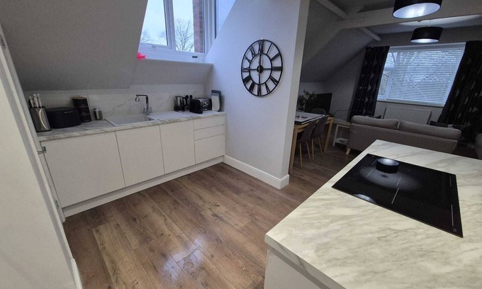 Wakefield Apartment | Penthouse in The Heart of The City-Rhubarb Loft-The Heart of Wakefield