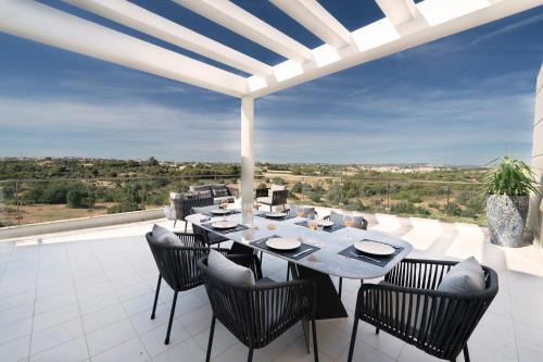 Branqueira Apartment | Penthouse Monte da Eira - Sunset