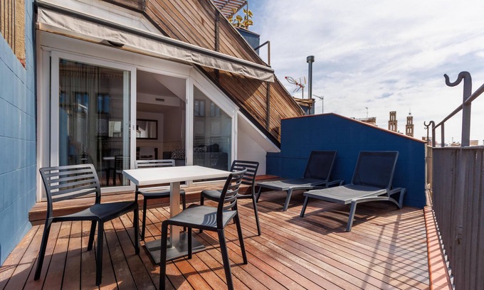 El Born Apartment | Penthouse with private terrace in the heart of El Born