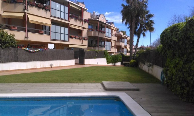 Sitges Apartment | PENTHOUSE WITH TWO TERRACES, POOL AND PARKING