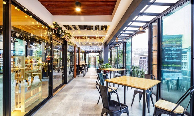 Bang Khae Nuea Hotel | Penyos Suite