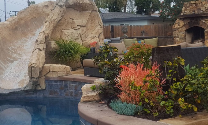 South Oceanside House | Perfect Escape Beach Bungalow w/private pool and hot tub. 5 min walk to beach.