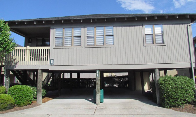 Myrtle Beach Cottage | Perfect gathering place for families and golfers!