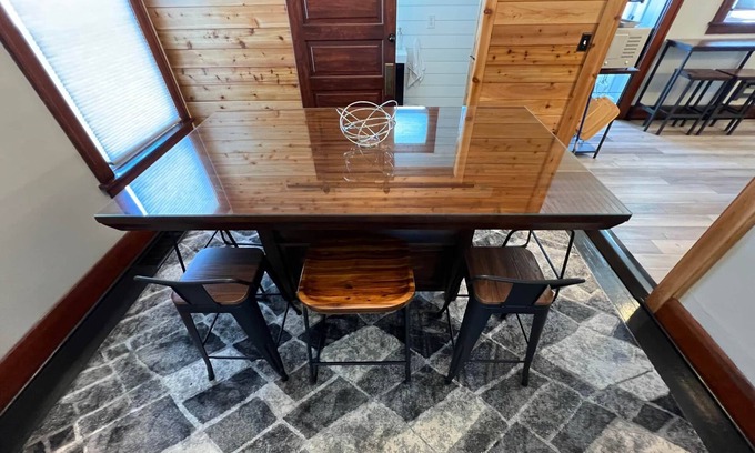 Sandusky House | Perfect Getaway-downtown Sandusky & close to Cedar Point!
