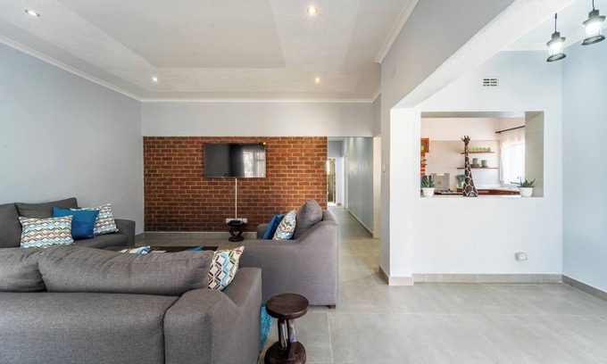 Victoria Falls House | Perfect holiday home in Victoria Falls!