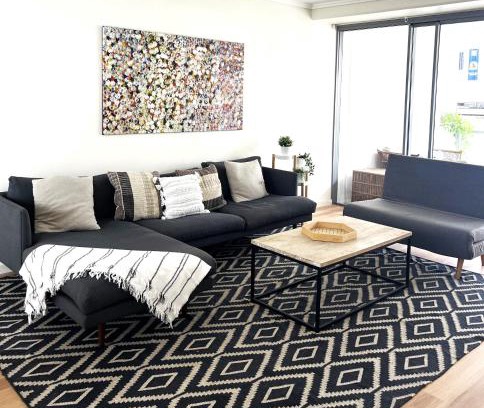 South Brisbane Apartment | Perfect Locale 2bed Apt Parking