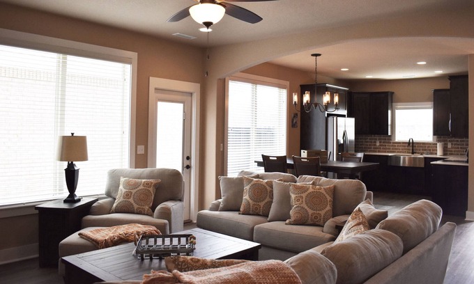 Fayetteville House | Perfect location 740 N. Malbec! Entire house! Sleeps 8!
