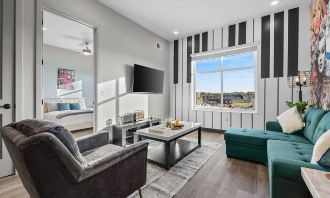 South Nashville Apartment | Perfect Nashville Stay - 1BR Near Top Attractions!