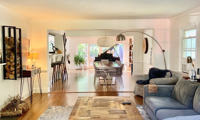 Larchmont House | Perfect Open Space Home in Quality Kid Friendly Neighborhood