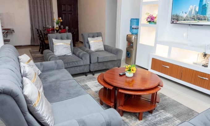 Hospital Apartment | Perfect Palm Condos-P2