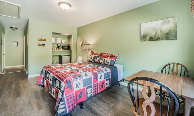 Orick Apartment | Perfect Studio Suite Near Beach & Redwoods w/ Kitchenette, Private W/D, & WiFi!