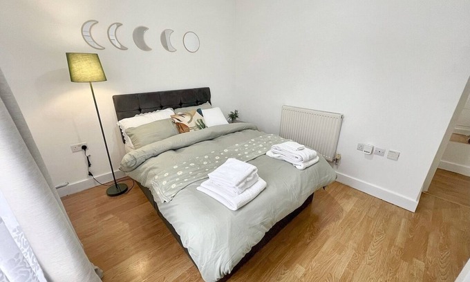 Southampton City Centre Apartment | Permazing Apartment with free parking