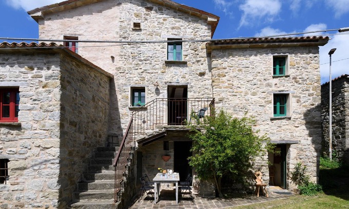 Montecopiolo Apartment | Pet friendly apartment