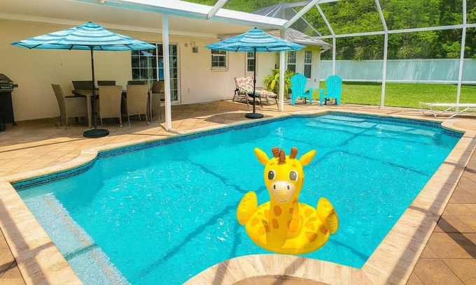 South Bradenton House | Pet friendly 3 BR Pool Home ⚓ on quiet cul-de-sac