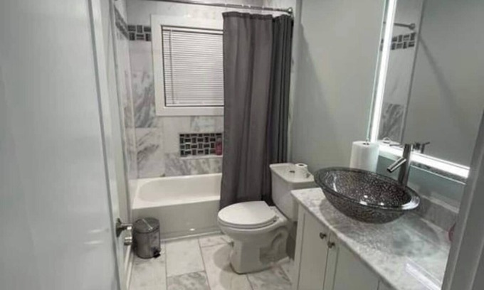 Decatur House | Pet friendly 4-bedroom house in Decatur