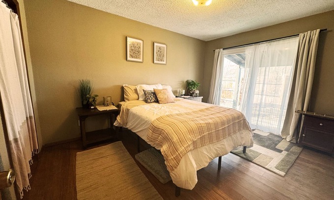 Ridgway House | Pet friendly in Town Location Ridgway! 3 min Walk to the Park.