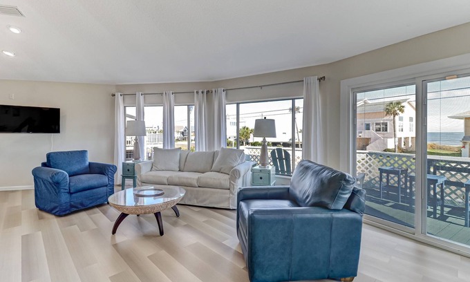 Ocean Cay House | Pet Friendly | Ocean Views | Across the Road from the Beach | The Round House