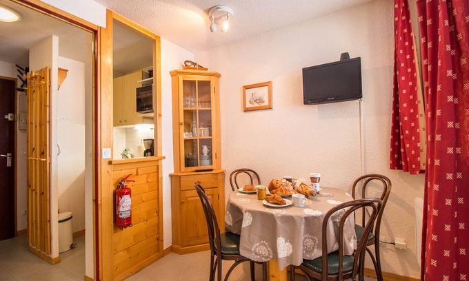 Vallandry Apartment | Pet friendly ski in ski out apartment for 4 Vallandry (Les Arcs)