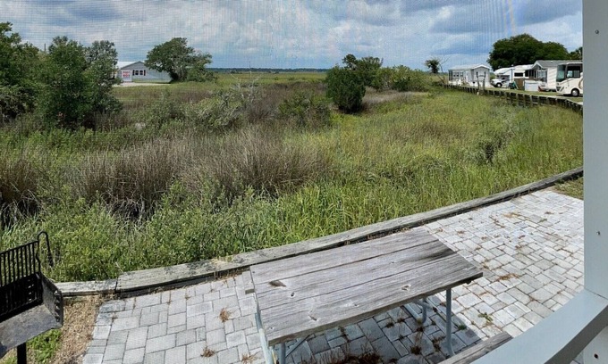 St. Augustine Beach Cottage | Pet Friendly St. Augustine Cottage - Just 2 blocks from the beach!