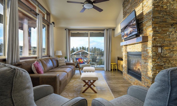Winter Park Condo | Pet Friendly | Trailhead Lodges 134 | Pool, Hot Tub & Fitness Center | Sleeps 10
