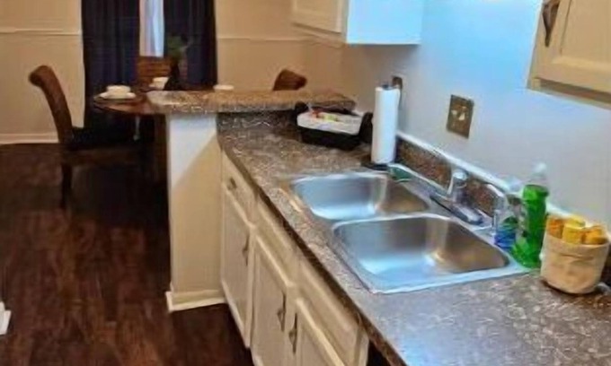 Crestline Heights House | PET FRIENDLY!