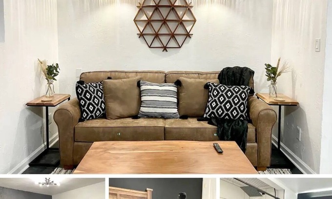 Karns House | Pet-Friendly w/Fenced Yard, Fast Wi-fi, King Bed