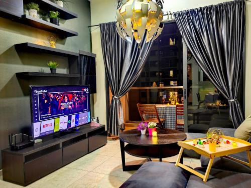 Kampung Pasir Apartment | Petalz Luxury Suite 10Pax MID VALLEY OLD KLANG ROAD OUG KLANG LAMA KL
